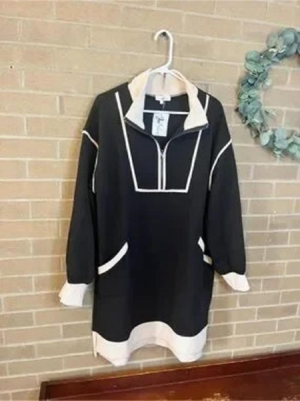 Black and Cream Zip-Neck Tunic Dress